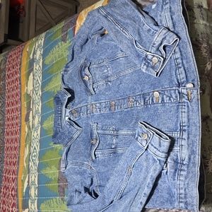Ladies sz XL Sonoma jean jacket..EXCELLENT
